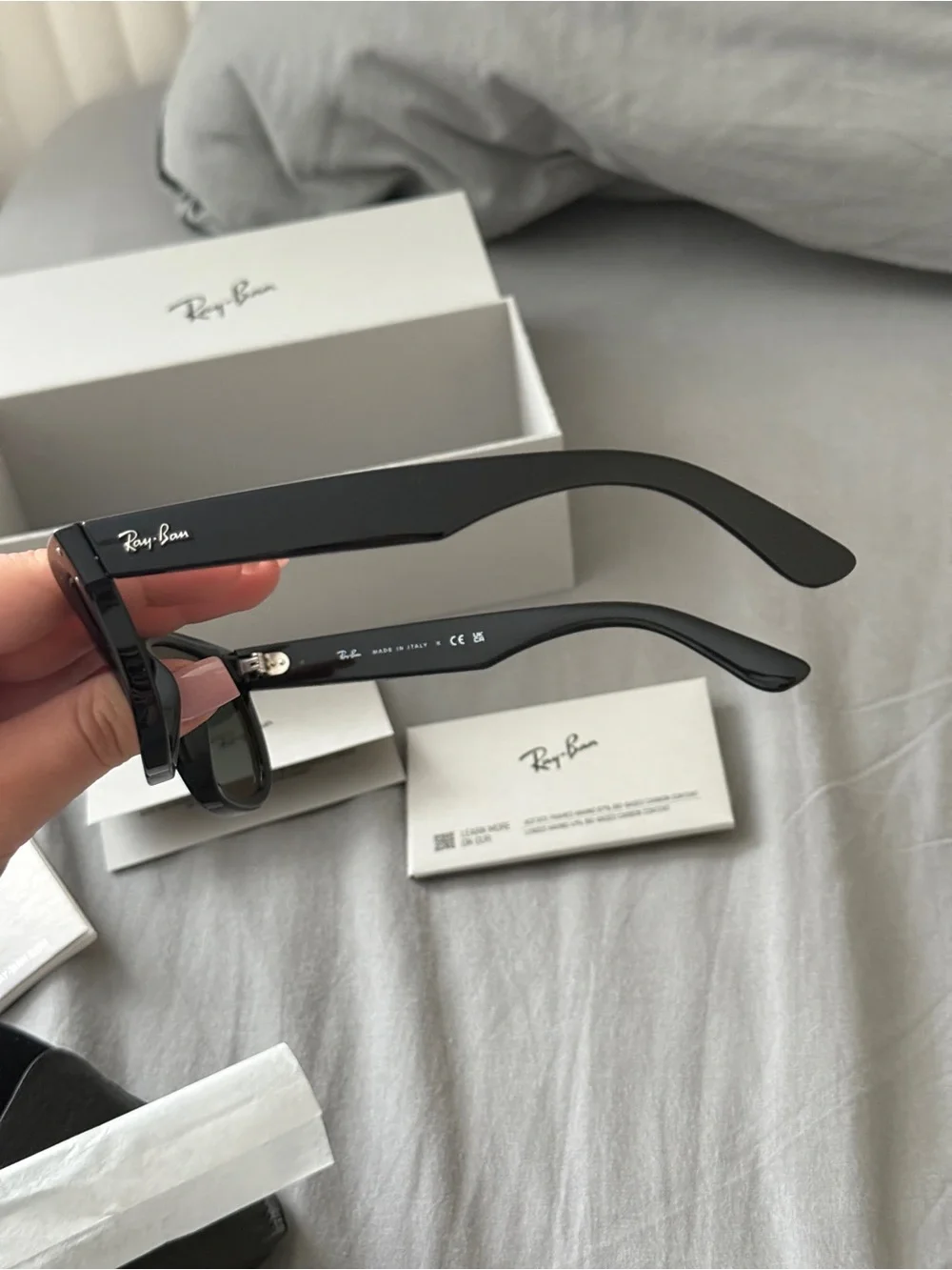 Men Accessories Subcategory Identification